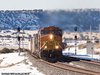 BNSF 5076 near Abo, NM in January 2007.jpg